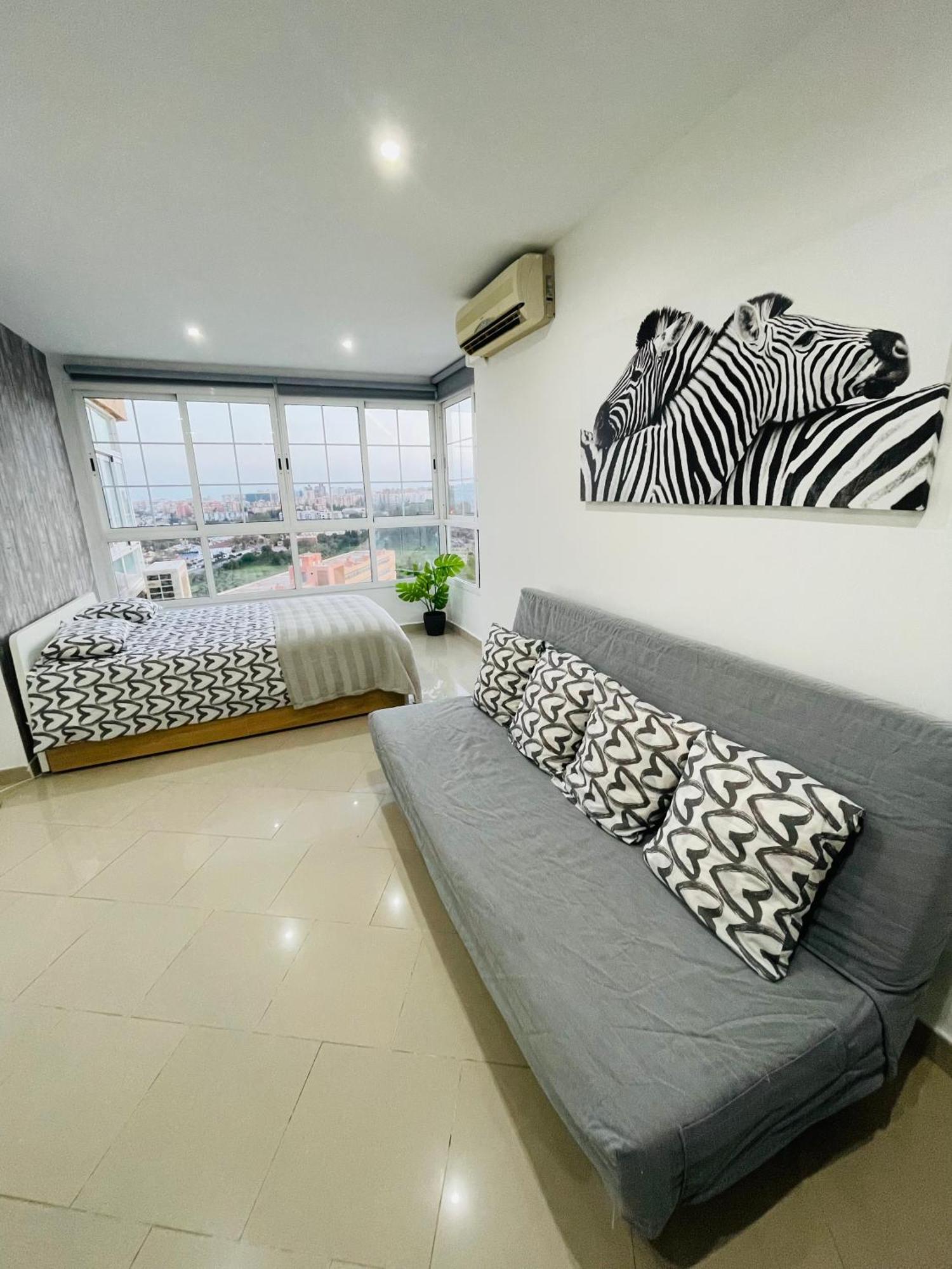 Apartamento La Torre 1337 Precioso, Moderno Y Con Piscina 托雷莫利诺斯 外观 照片
